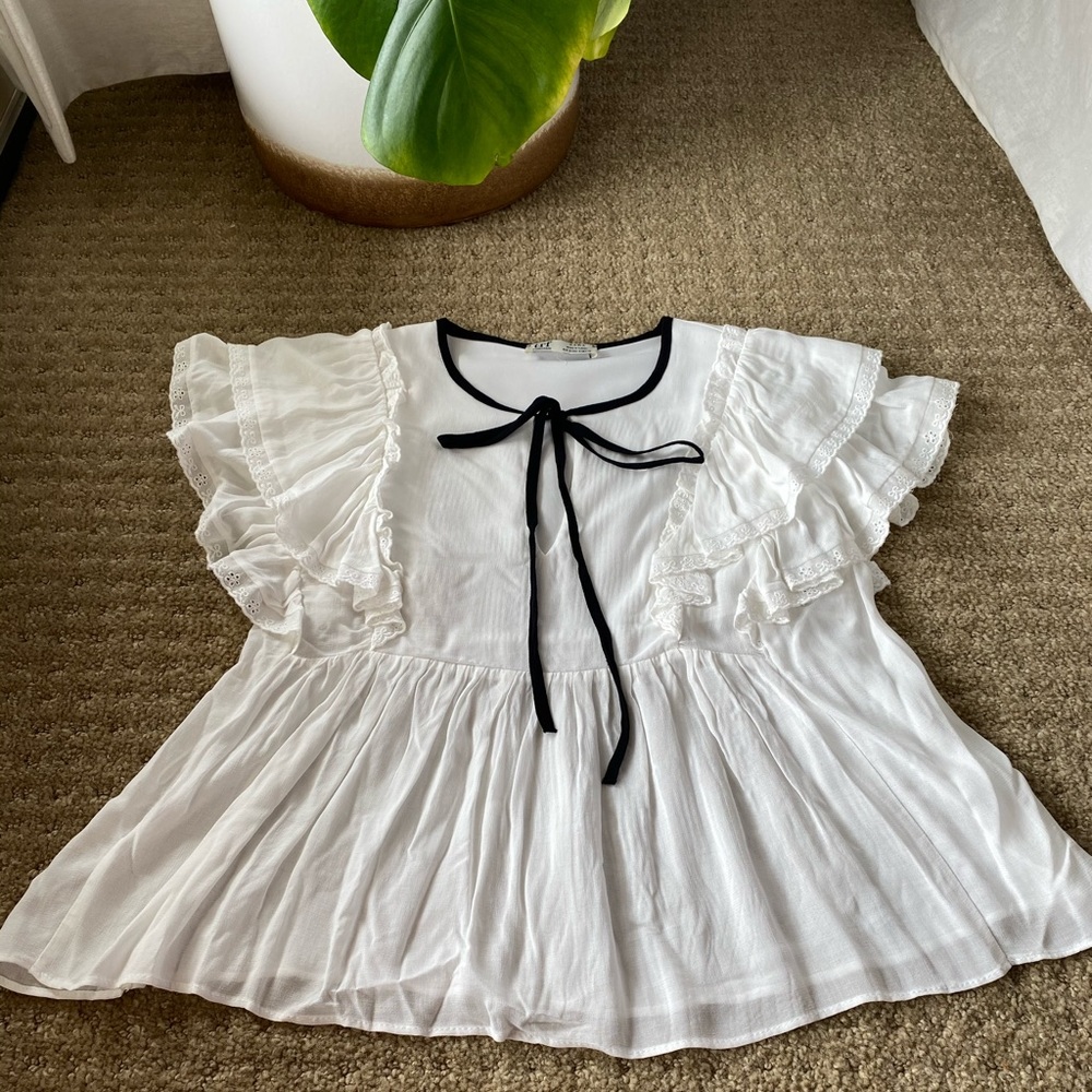 Zara Flutter Sleeve Tie Top